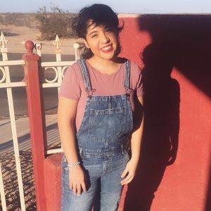 Meet your Posher, Brittney